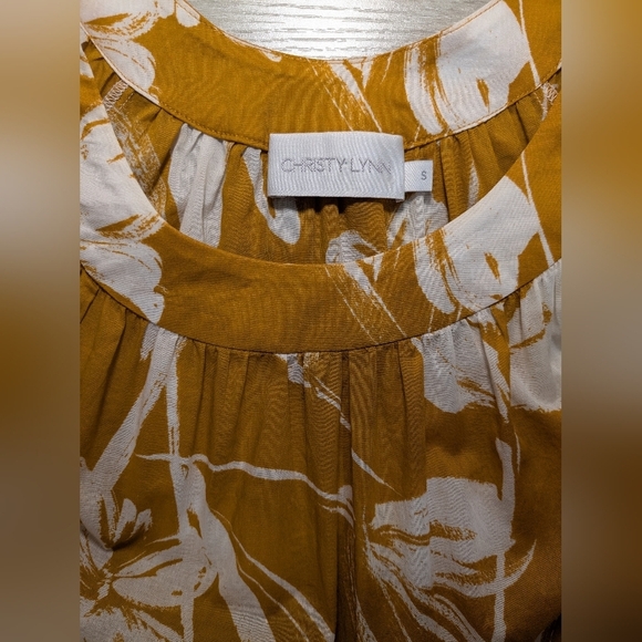 Christy Lynn Orange Floral Cotton Puff-Sleeve Tiered Flowy Audrey Midi Dress - Picture 11 of 13